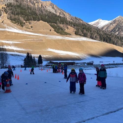 Eislaufen am Eislaufplatz