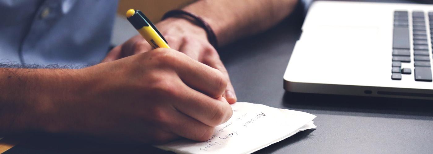 Schüler beim Lernen Schüler beim Lernen